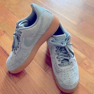 Nike Air Force 1 
Women’s Shoes, size 9.5